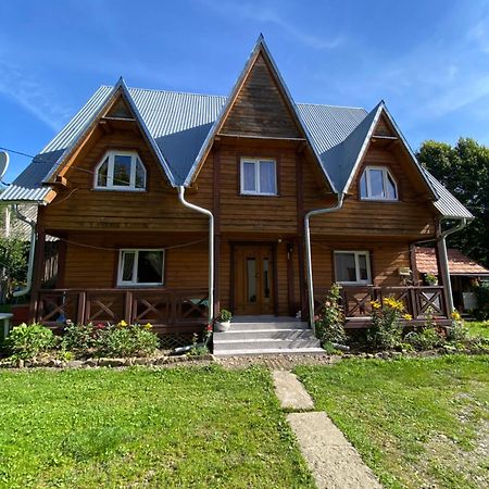 У Олега Hotell Verkhne-Studenyy Exteriör bild