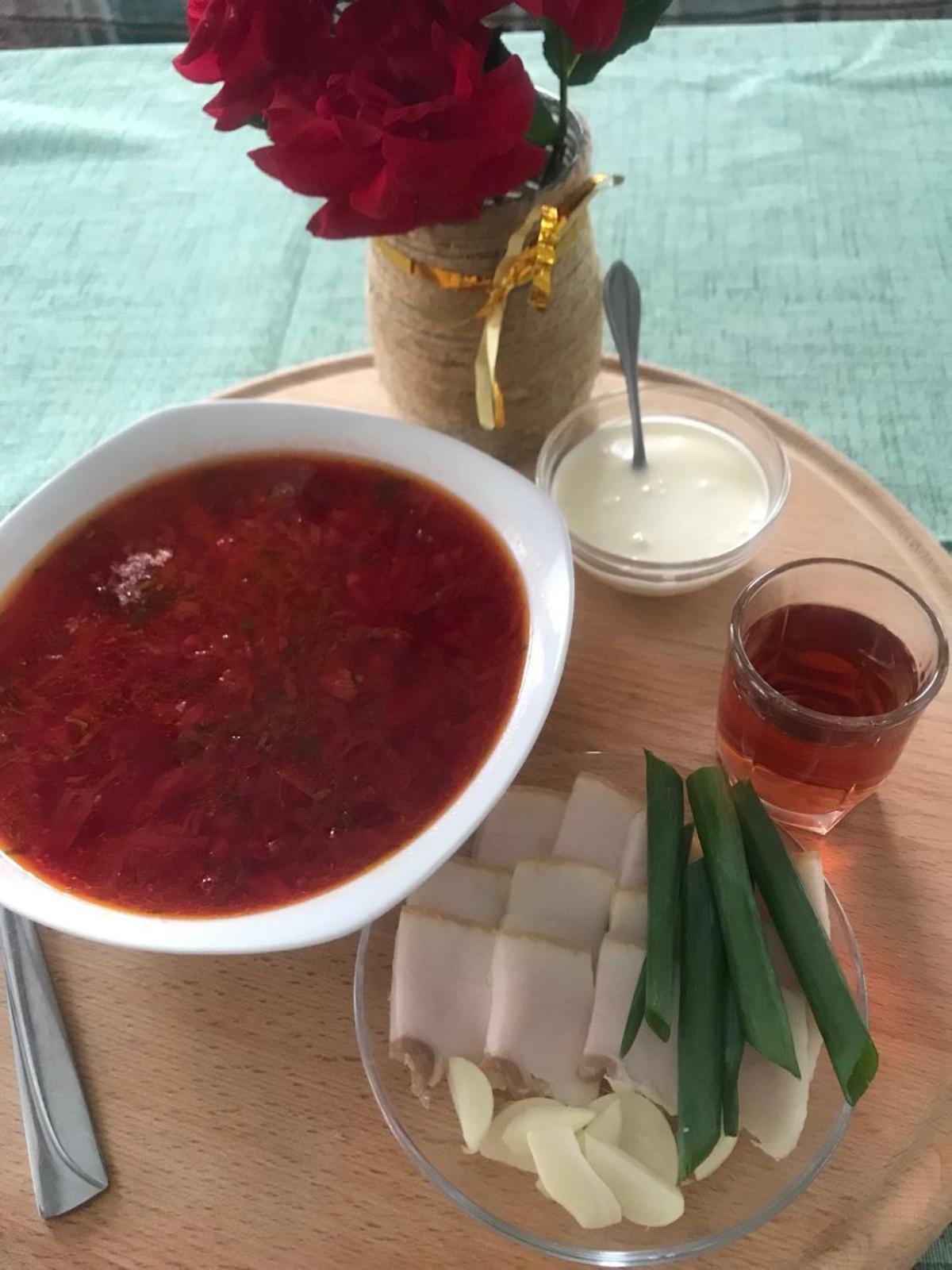 У Олега Hotell Verkhne-Studenyy Exteriör bild